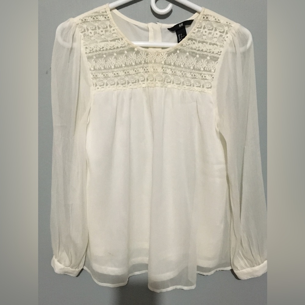 H&M flowy white shirt